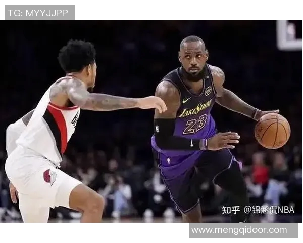 2013年湖人与开拓者激战全场精彩回放重温经典瞬间与球员表现